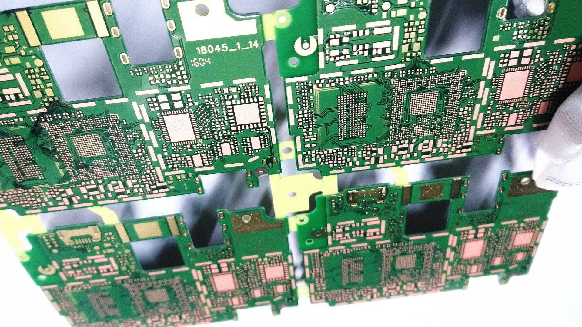 多層次感受PCB板內(nèi)部結(jié)構(gòu)，原來長這樣！